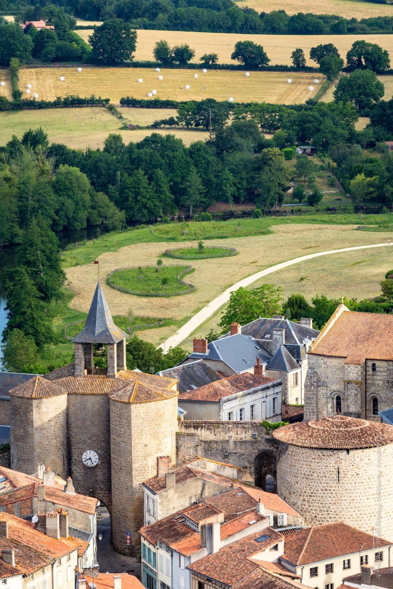 Petite Maison Medievale パルトネー エクステリア 写真